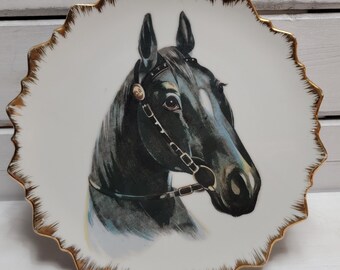 Black Horse Plate With Gold Rim from  Artmark Japan