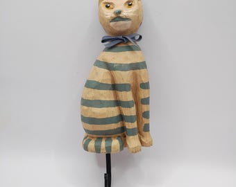 Folk Art Vintage Striped Cat Hook