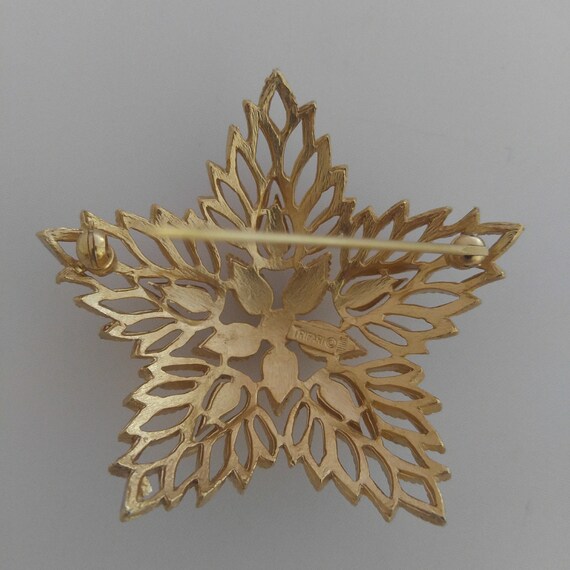 Crown TRIFARI Gold STAR Brooch Vintage Signed Dom… - image 6