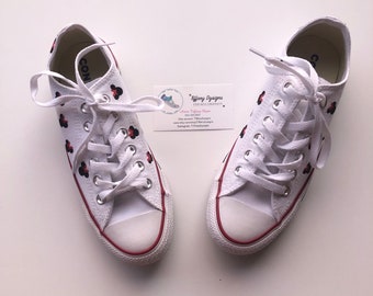 Minnie Mouse Converse