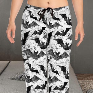 Goth Halloween Pajama Pants, Grunge Bat Print Lounge Pants, Black White Bats Sleepwear, Spooky Gift for Her, Emo Pajamas for Teens