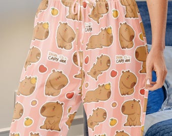 Spodnie piżamowe z kapibarą dla kobiet | Urocze spodnie wypoczynkowe z kapibarą | Wygodna piżama w stylu kawaii | Różowa piżama z kapibarą | Prezent dla niej