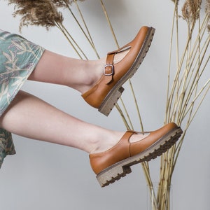 Brown camel leather Women Mary Janes, leather shoes, flat mary jane shoes