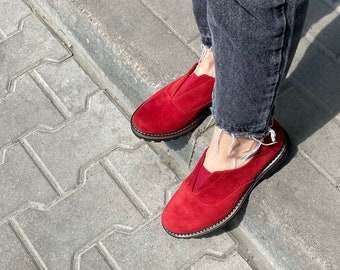 Womens red suede oxford shoes