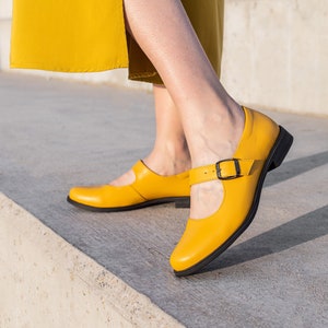 Yellow mary jane women shoes with thin sole image 1