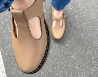 Сaramel Mary Janes, Women t-strap caramel leather shoes