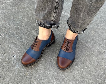 Women blue and brown oxford shoes