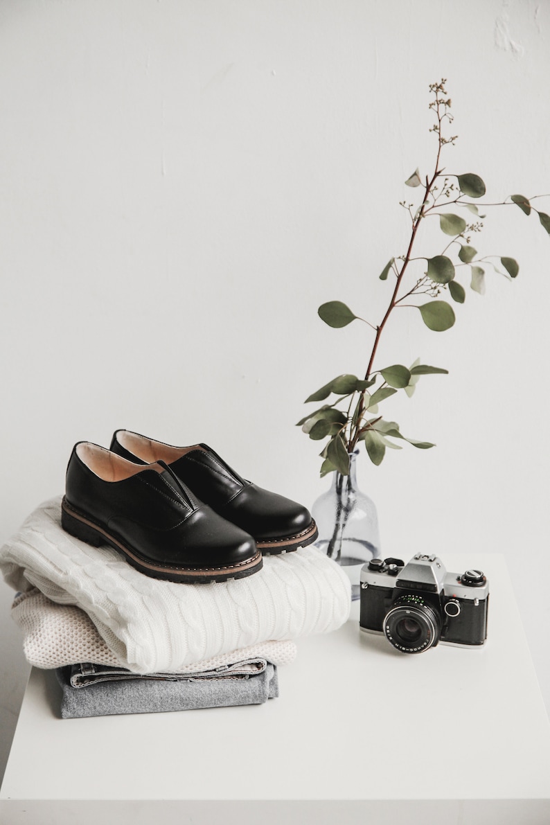 Womens black leather handmade shoesloafersoxfords