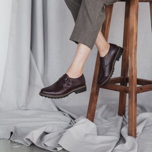 Damen Burgund Leder Monk Strap Schuhe, Handgemachte Schuhe Bild 7