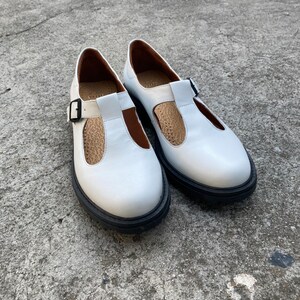 White Mary Janes women, mary jane shoes imagen 2