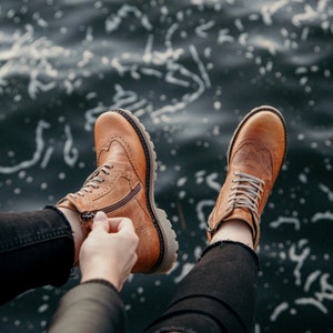 Women brown cognac brogue boots, leather winter boots image 7