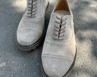Handmade Beige Suede Brogue Oxford Shoes: Women's Leather Tie Shoes