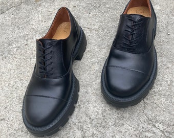 Women black oxford shoes ultra light weight sole