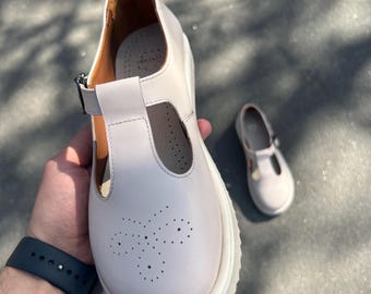 Barefoot Mary Jane Shoes for Women – Soft Leather T-Strap Flats, Wide Toe Box for Everyday Comfort