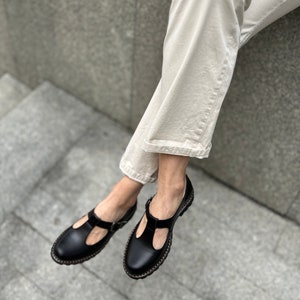 women mary janes shoes, black mary janes, women shoes