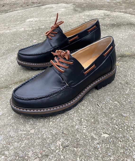 Boat shoes womens black sale