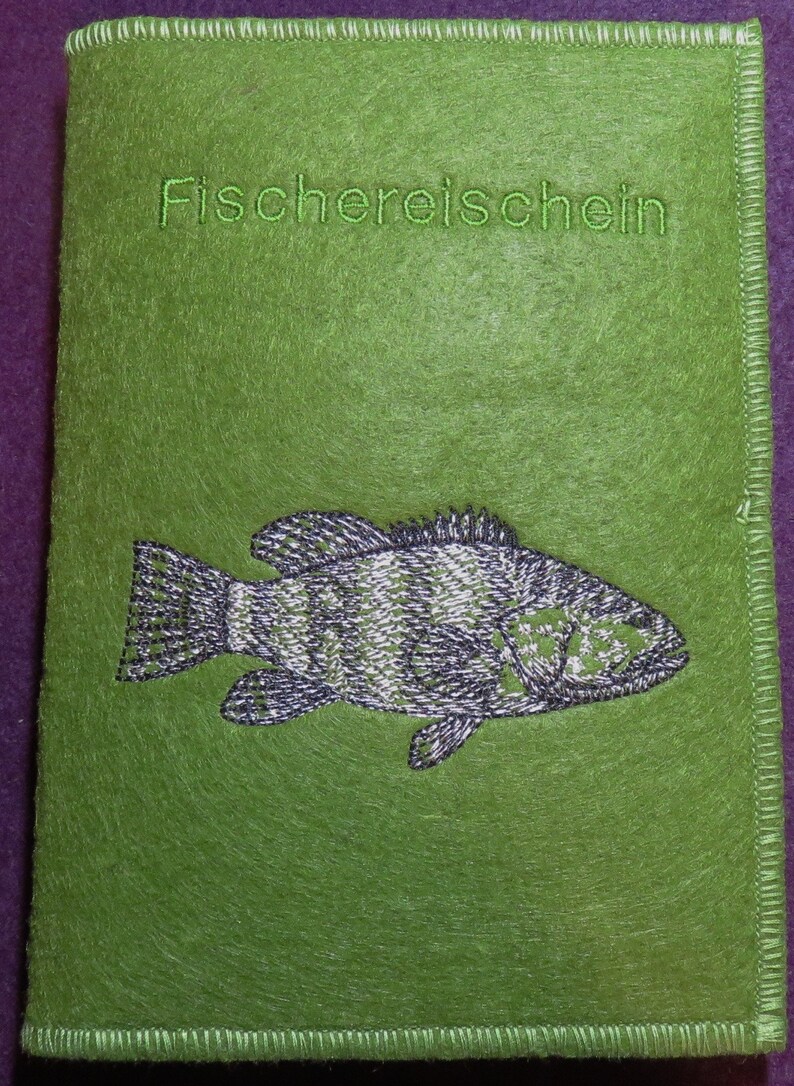 Fischereischein / Angelschein, individuell bestickte Filzhülle, Motiv: Barsch, große Farbauswahl afbeelding 3