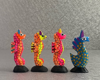 Caballito de mar Alebrije - Talla de madera mexicana zapoteca de Oaxaca - Intrincado arte indígena pintado a mano - Talla de vida marina