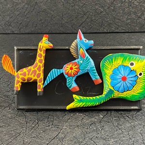 Alebrije Magnet - Zapotec Hand Carved Magnet - Oaxaca Carving - Folklore - Folk Art - Native Carving from San Martin Tilcajete