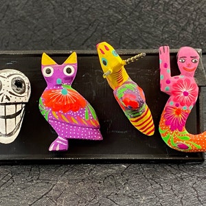 Alebrije Magnet - Zapotec Hand Carved Magnet - Oaxaca Carving - Folklore - Folk Art - Native Carving from San Martin Tilcajete