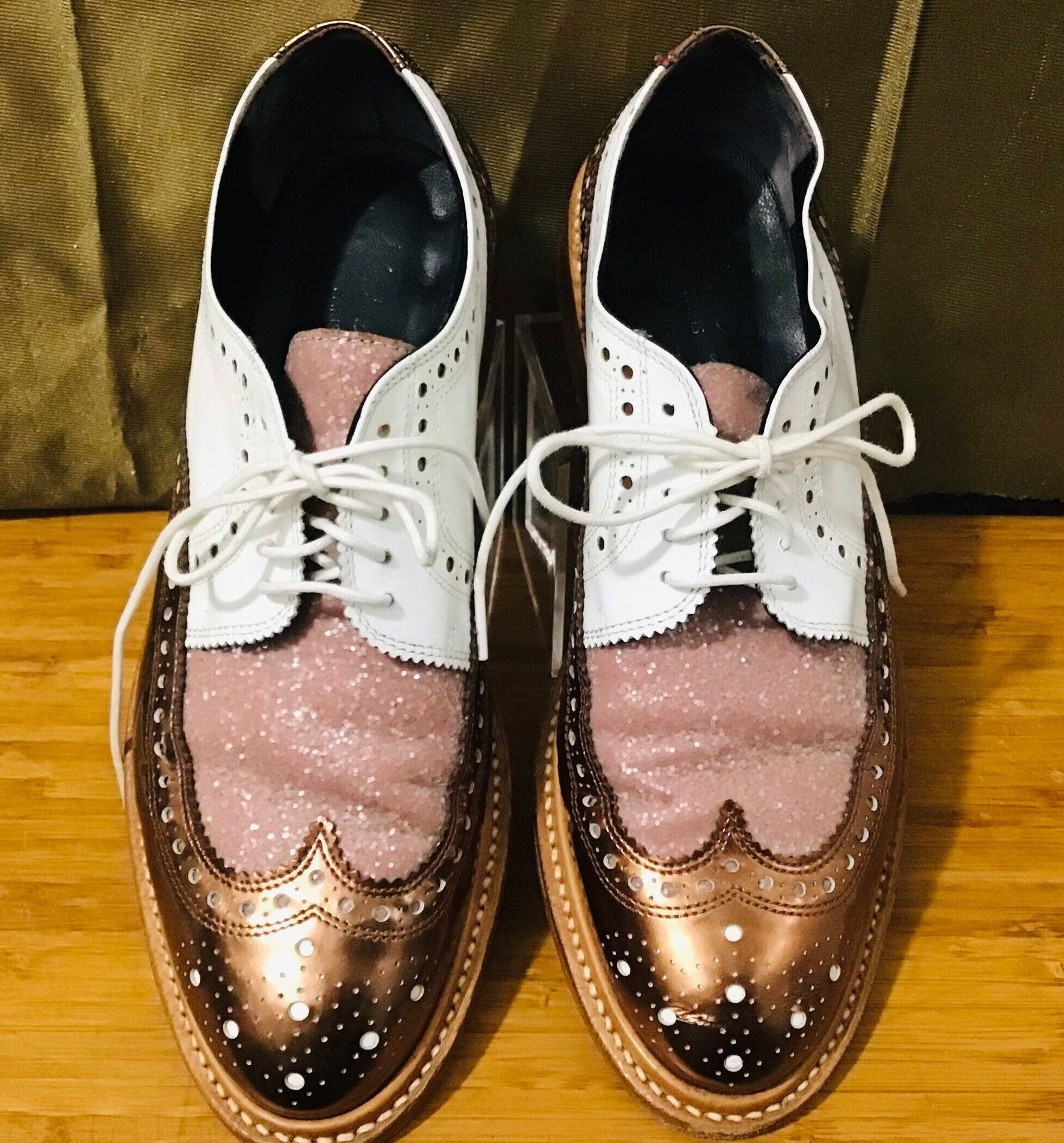 Robert Clergerie Roeltm Glittered Bronze White Size 38 US 7.5-8