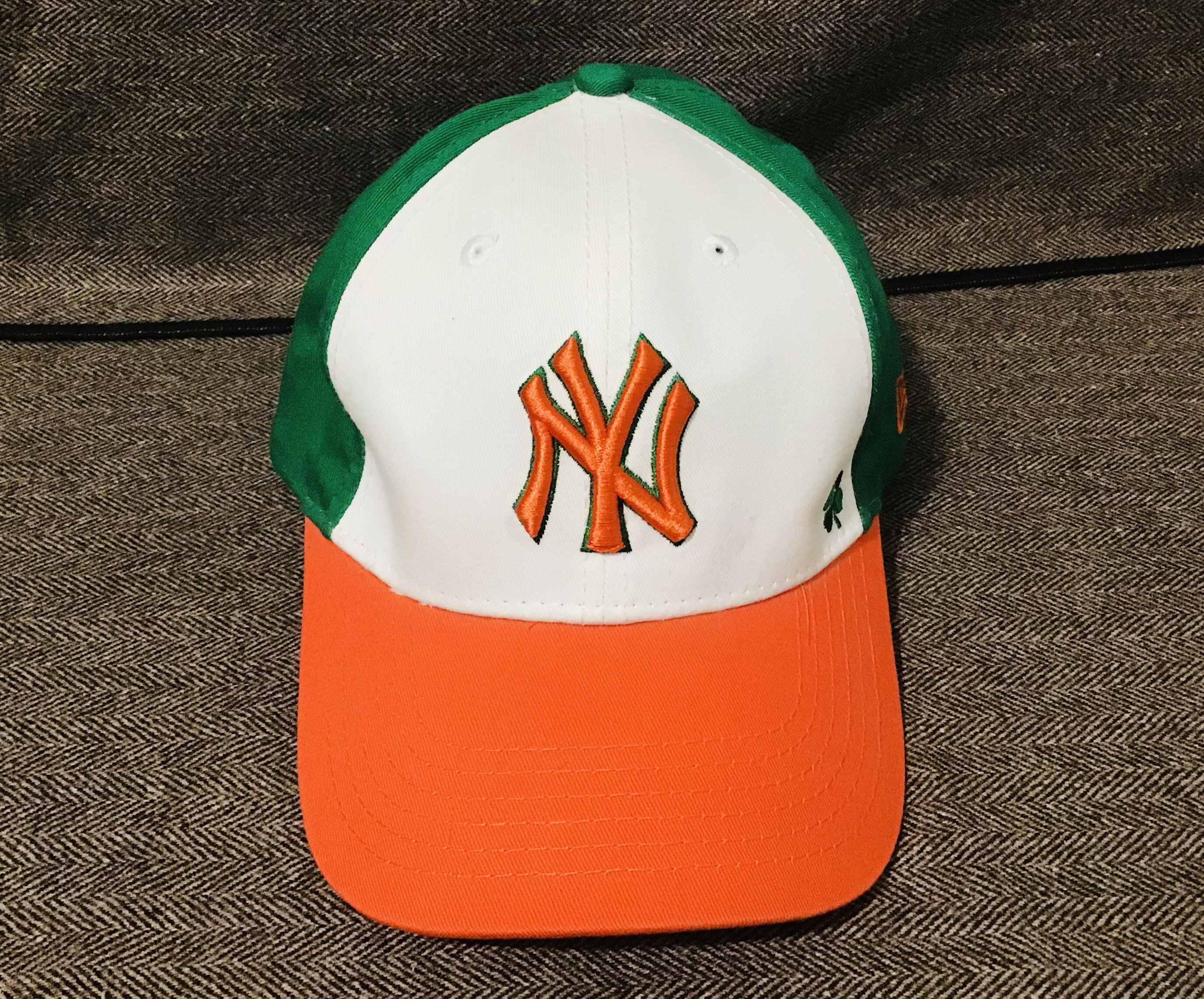 New Era New York Yankees Green Orange Irish Shamrock Size 8 