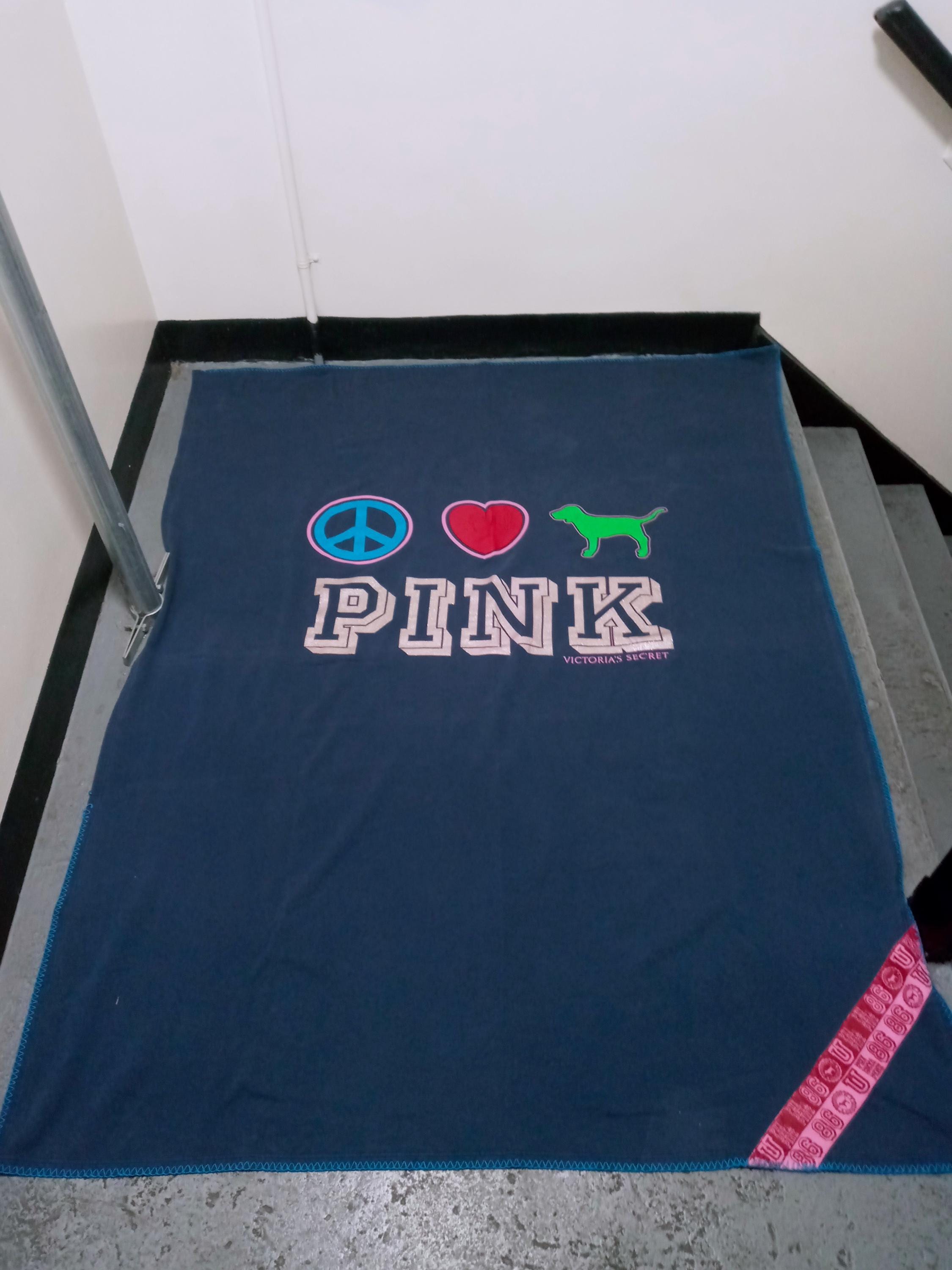My PINK VS Stadium Blanket collection ????? VS & PINK Rewards members get a FREE VS Cozy-Fleece Blanket  main image 3