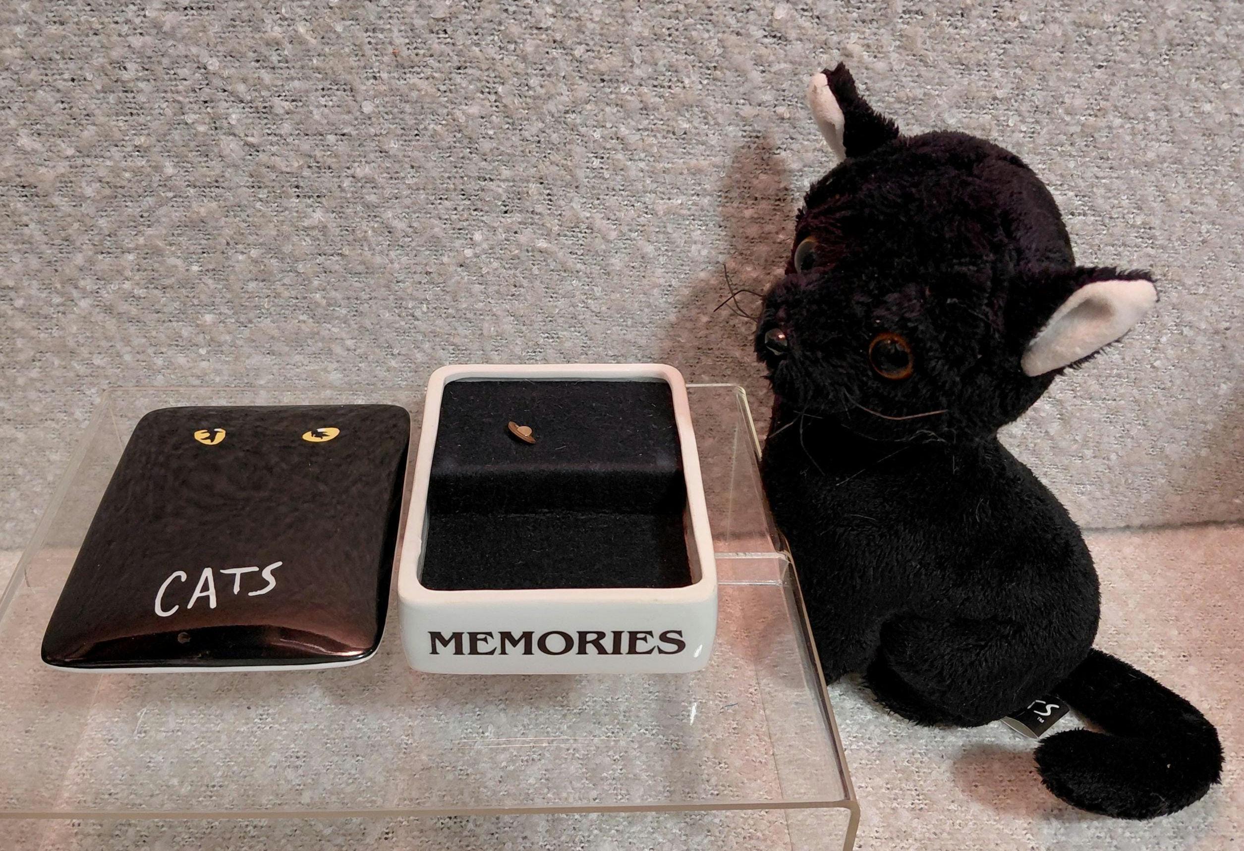 Vintage 1980s Cats the Musical Memorabilia Memories Ceramic Music