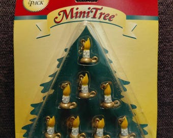 Adornos vintage de 1999: candelabros de resina en miniatura con temática de árbol #4479