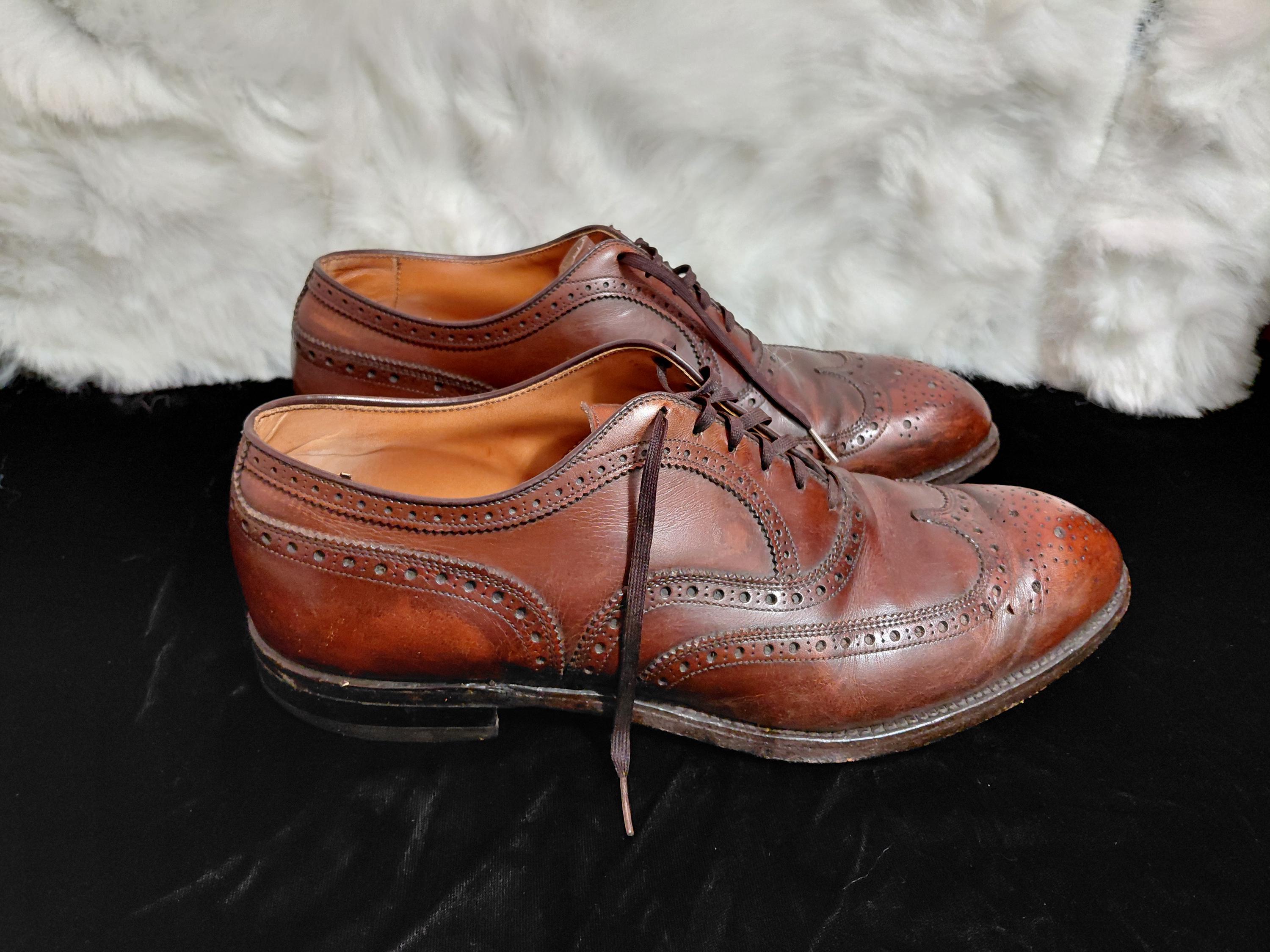 Vintage Footjoy Classic Brown Leather Wingtip Oxford Dress  display picture 1