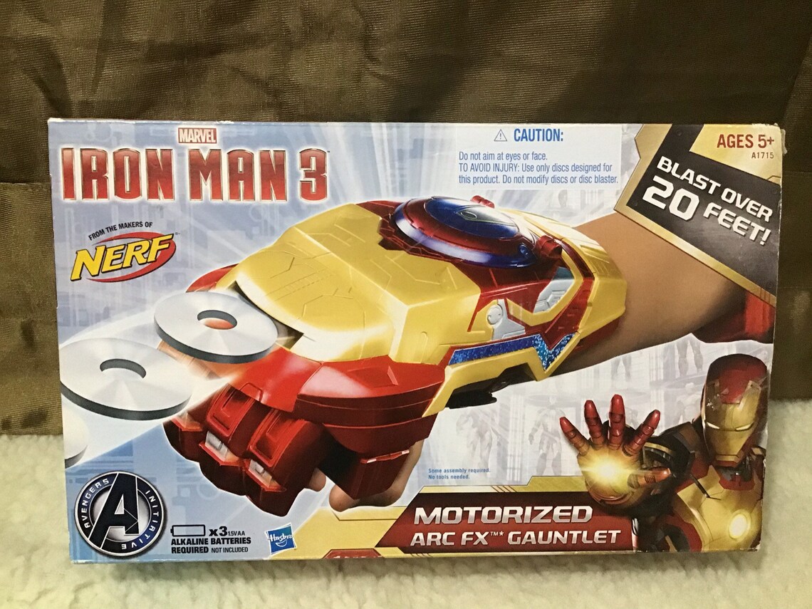 iron man 3 motorized arc fx gauntlet