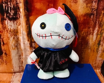 Peluche de birrete de graduación Scrump de 13 pulgadas de Lilo y Stitch de Disney, HTF, raro