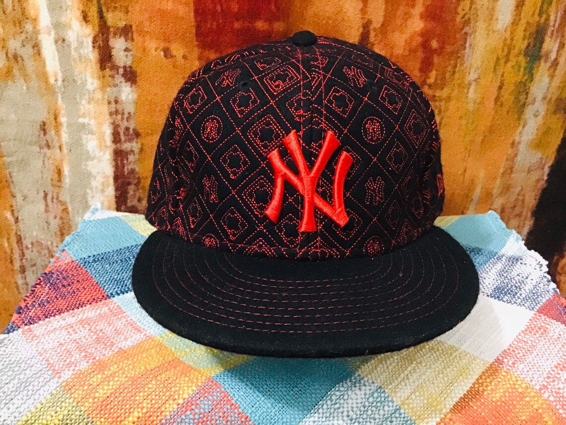 New York Yankees New Era 7-1/4 Logo Red Black Covered Hat | Etsy
