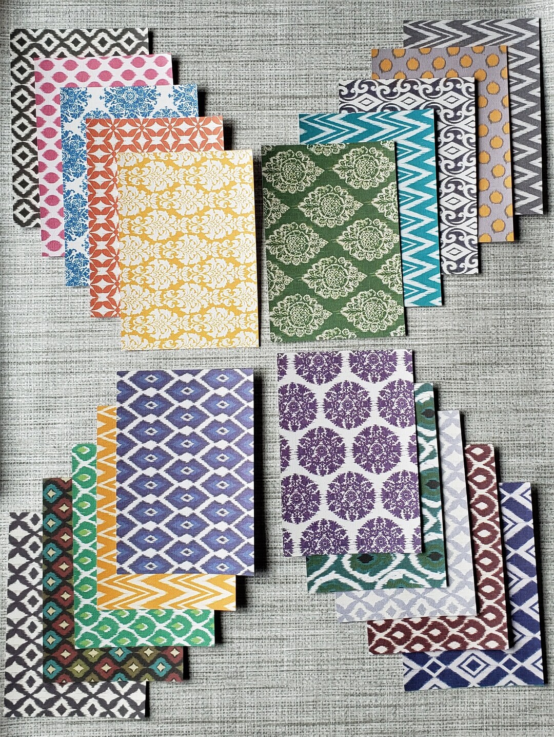 Card Stock Pages: Bold and Wild / 20 Sheets 4.5