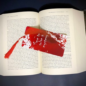 Murder bookmark, bookmark, horror bookmark, bookmark with Tassel, fun bookmark, book gift, murder mystery, true crime, true crime gift