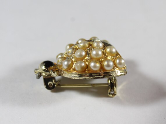 Gold Tone Enamel Faux Pearl Ladybug Brooch - image 4