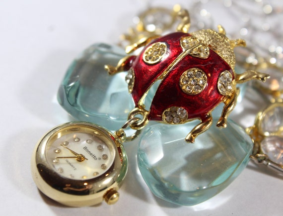 Vintage Gold Tone Bonetto Clear Rhinestone Enamel Red  display picture 3