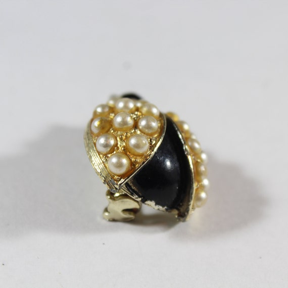 Gold Tone Enamel Faux Pearl Ladybug Brooch - image 5