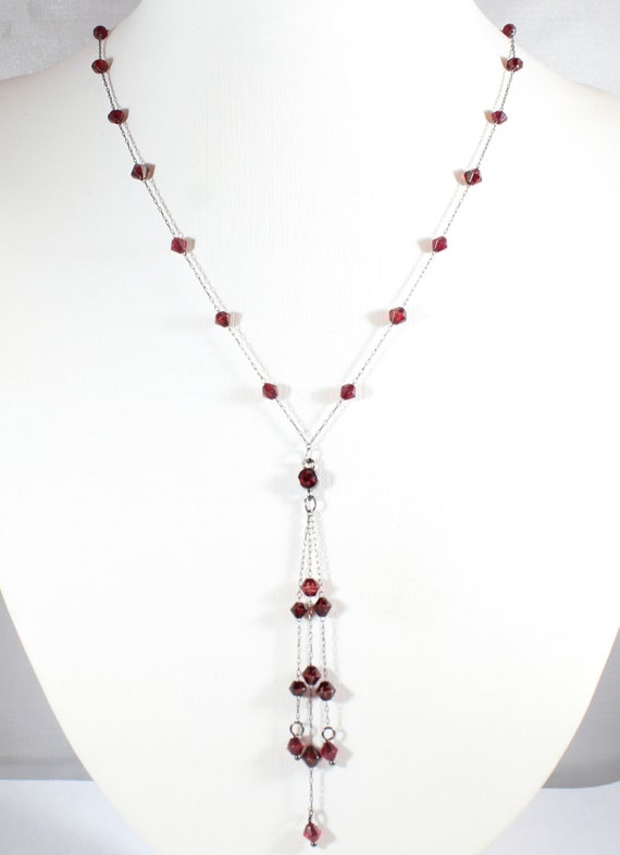 Red Garnet Glass Bead Simple Necklace