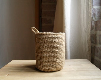 Panier suspendu au crochet, D 11 cm, H 12 cm, fil de jute