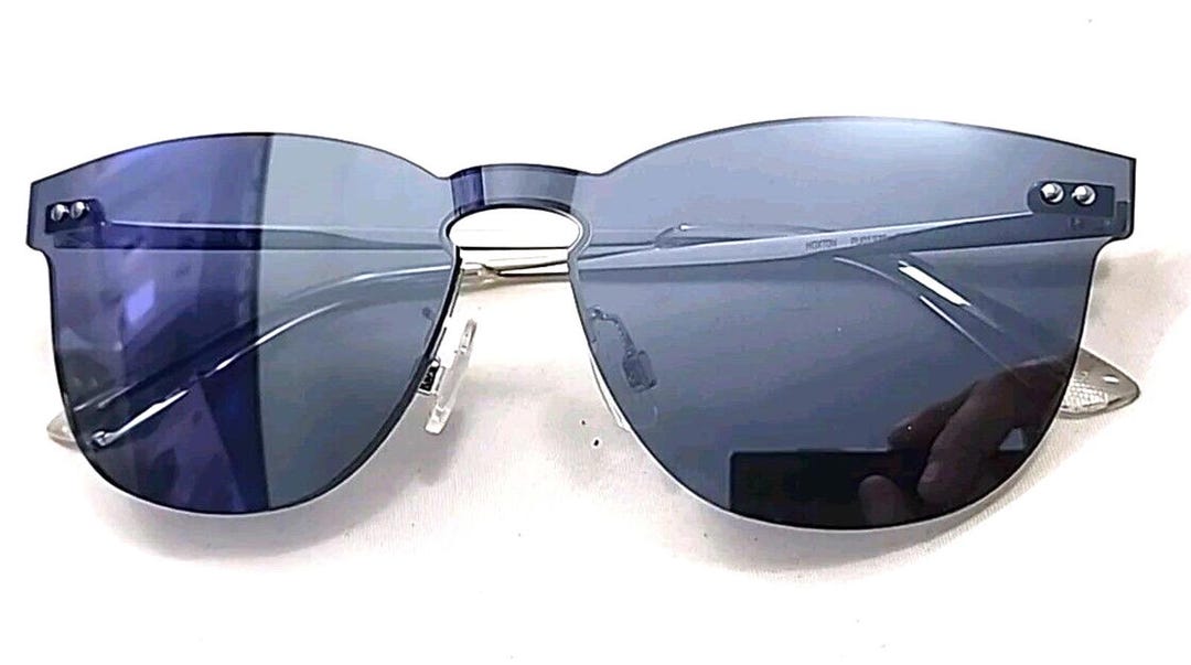 PUMA PU0137S 002 Hoxton Womens Silver Blue Sunglasses 99-01  display picture 2