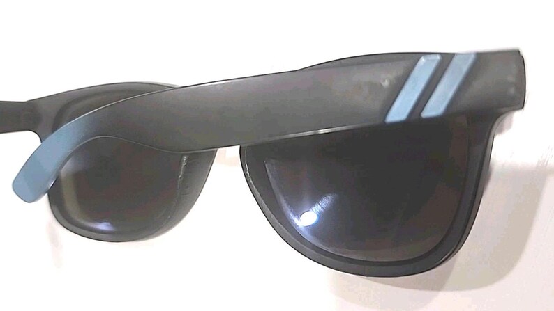 Blenders Waterhaven Black Oval Blue Polarized Sunglasses image 4