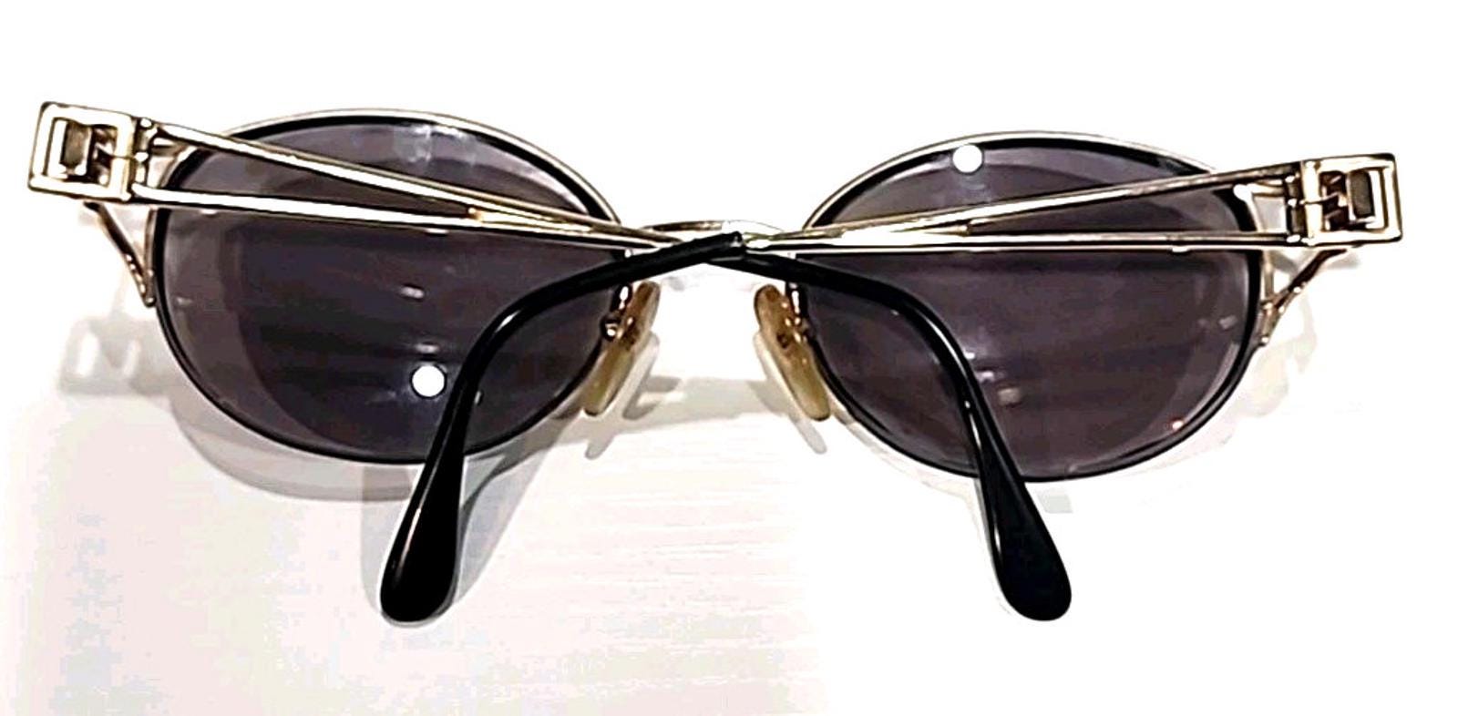 Givenchy 1017 001 No Lenses Vintage Gold Sunglasses  display picture 3