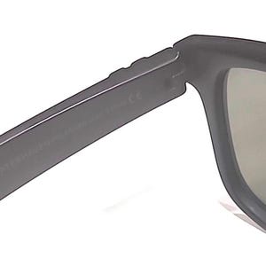 Blenders Waterhaven Black Oval Blue Polarized Sunglasses image 7