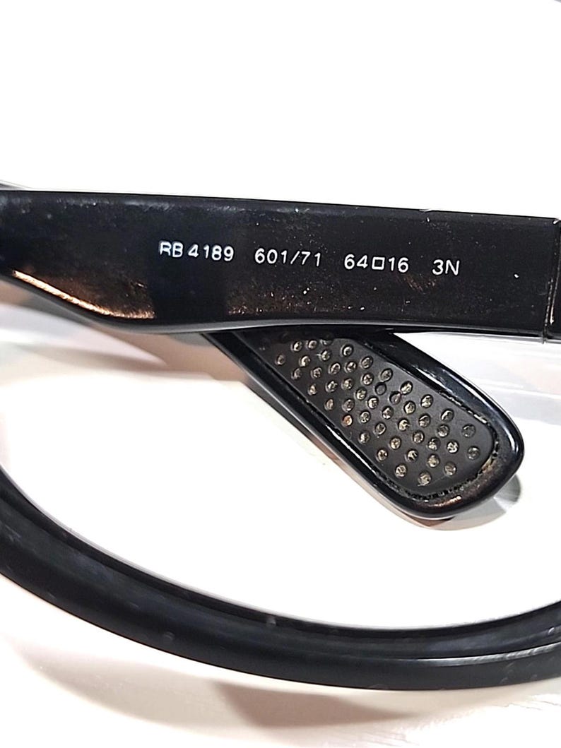 Ray Ban RB4189 601/71 Occhiali da sole avvolgenti neri Solo montatura Italia 64-16 immagine 9