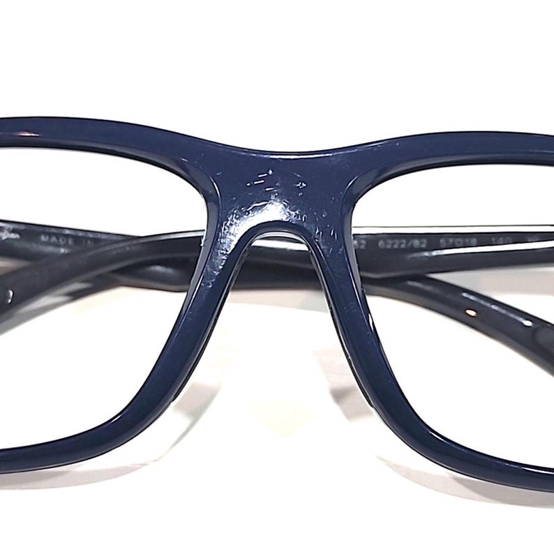 Gafas de sol Ray Ban RB8352 6222/82 sin lentes LG negras y grises con montura cuadrada, talla 57-18, 140 imagen 3