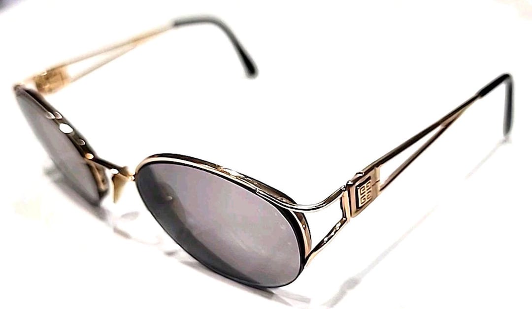 Givenchy 1017 001 No Lenses Vintage Gold Sunglasses/Eyeglasses 52-21 130 France Givenchy 1017 001 No Lenses Vintage Gold Sunglasses  main image 4