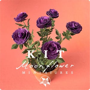 Bausatz Rose ""DARK PURPLE"" Puppenhaus Miniaturgarten Blumenladen, Maßstab 1:12, DIY Halloween."