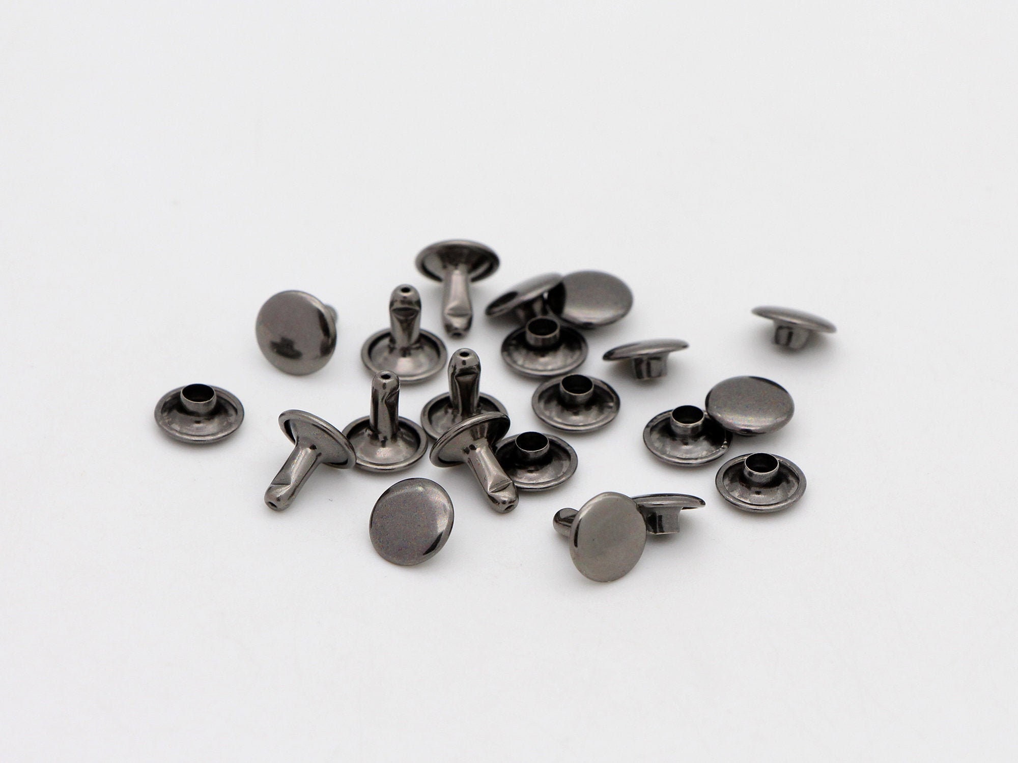 6-12mm Round Square Spikes Garment Rivets For Clothing Four Claw