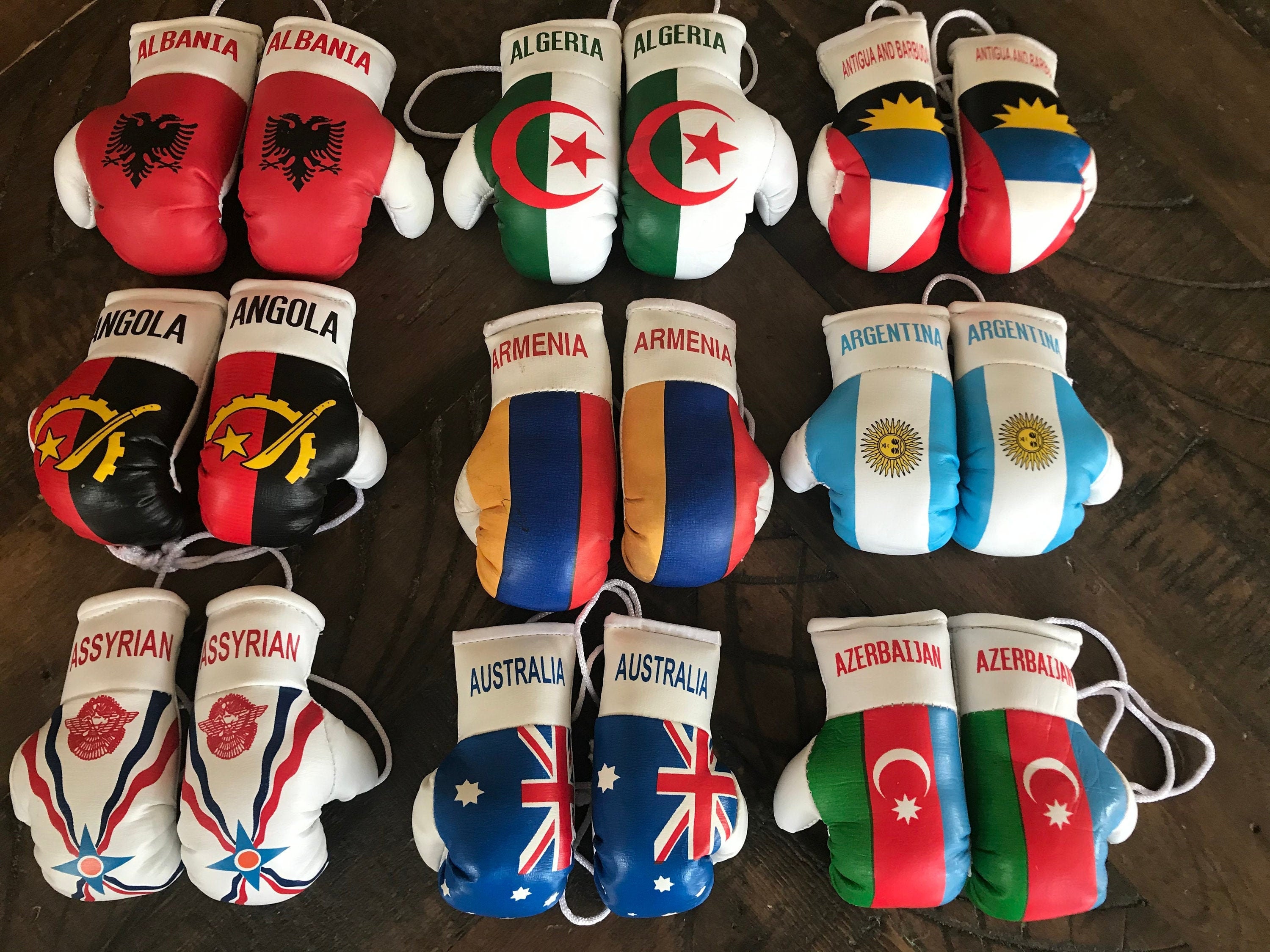 TRINIDAD and TOBAGO & JAMAICA Country Flags Mini BOXING GLOVES..New 